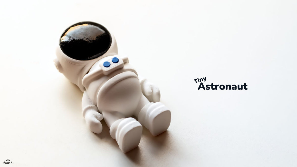 Tiny Astronaut - 3D printed collectible figure by ZOU3D, view 3