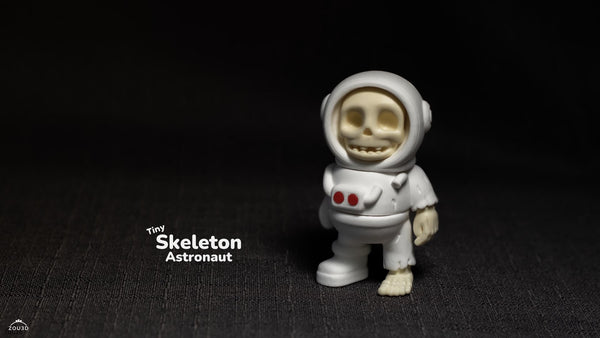 Skeleton Astronaut Figurine & Keychain - Tiny 3D Printed Space Halloween Desk Decor Gift