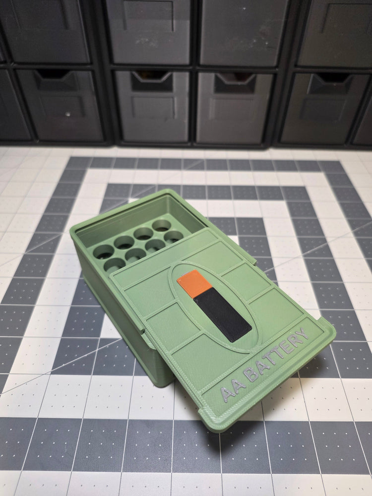 AA battery storage case printed by SquigglePrintz